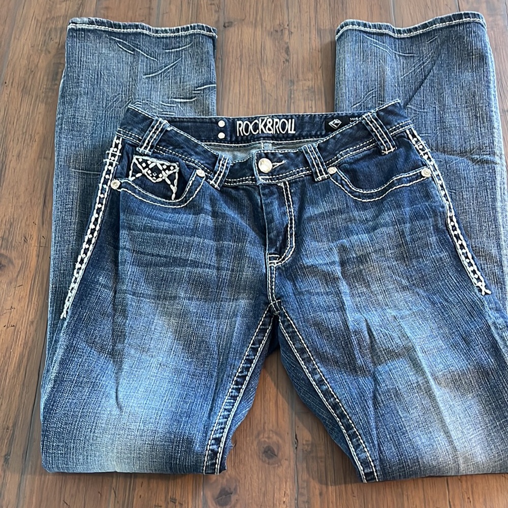 Mid Rise Boot Cut - Picture 2 of 4